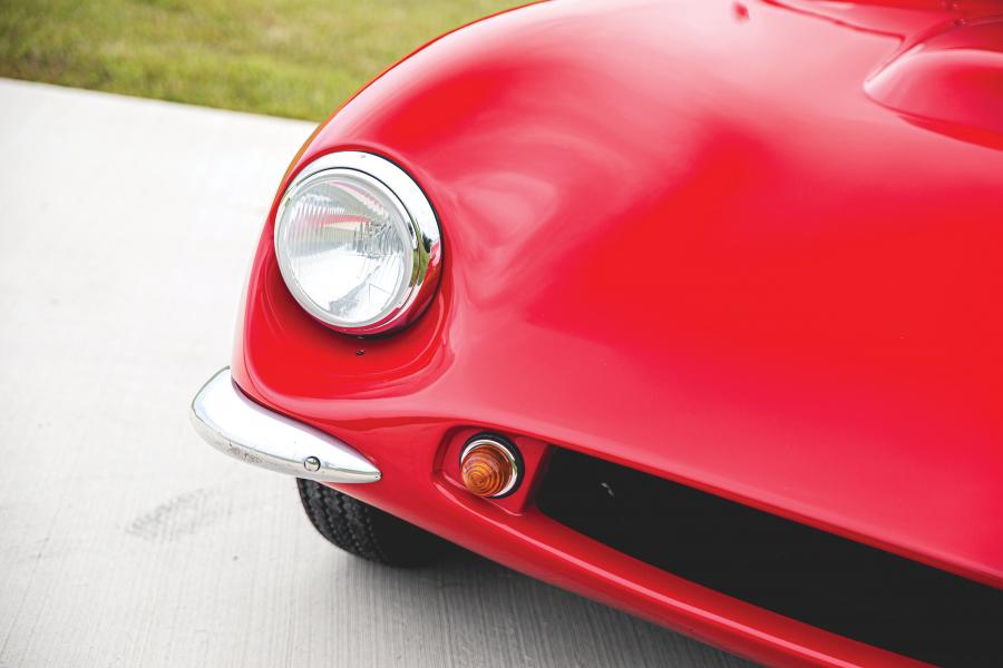 Детали экстерьера TVR Griffith Series 200 1965 года  (фото 10 из 24)